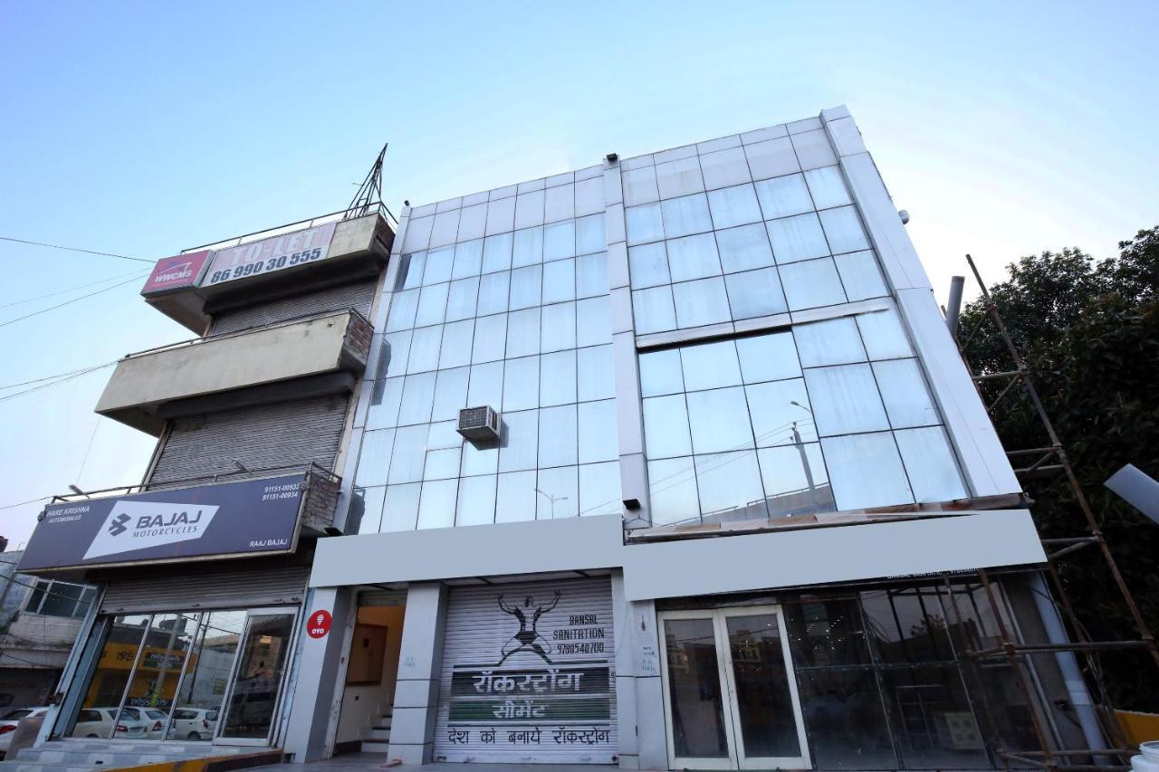 Oyo 9159 ホテル ロイヤル ウッズラーク Zirakpur エクステリア 写真
